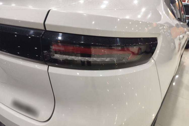 Used ORA iQ 2018 High-Range Version Smart Connectivity Model Exterior 3