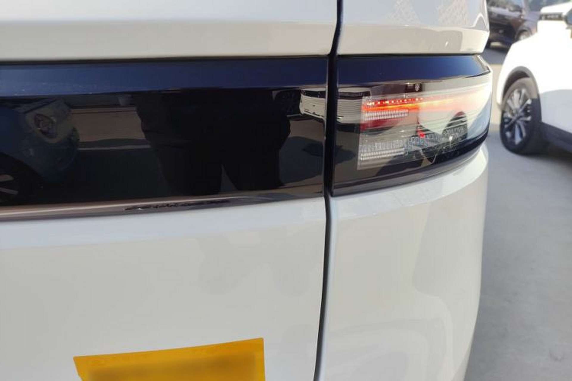 Used ORA iQ 2018 High-Range Version Smart Connectivity Model Exterior 6
