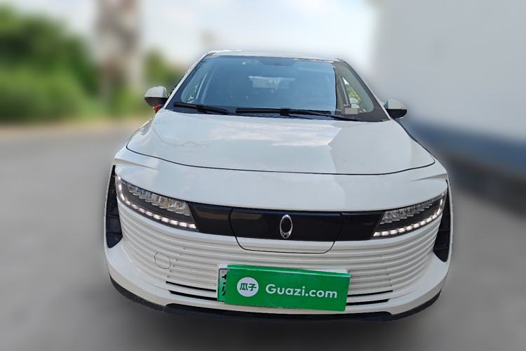 Used ORA iQ 2018 High-Range Version Smart Connectivity Model Front