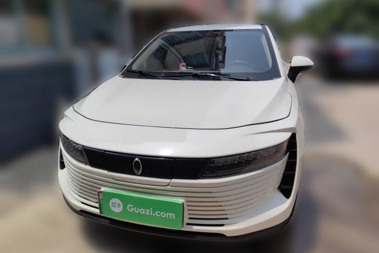 Used ORA iQ 2018 High-Range Version Smart Connectivity Model Front