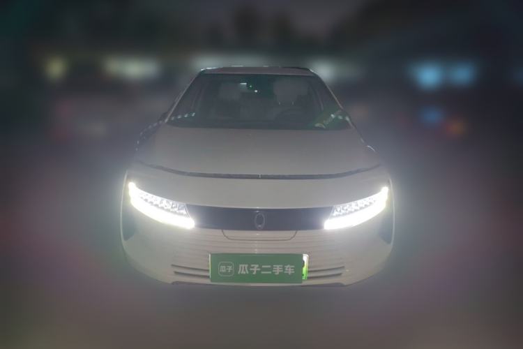 Used ORA iQ 2018 Smart Connectivity Model Front