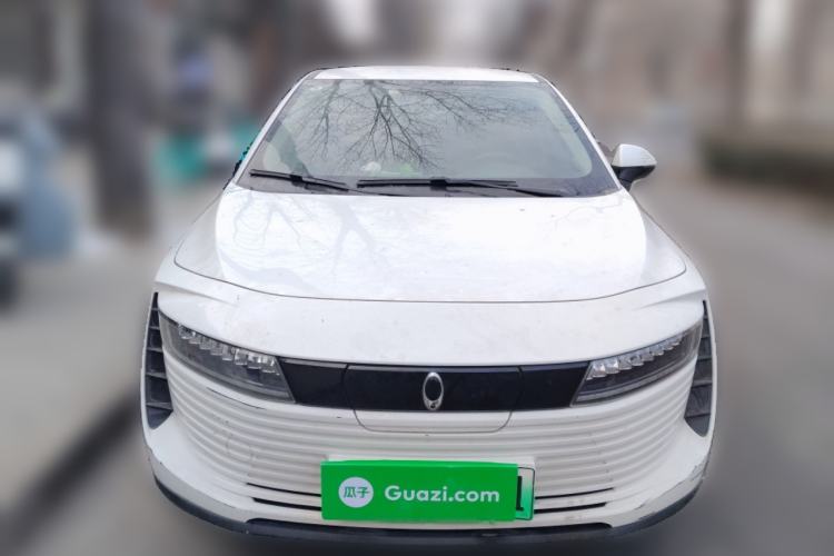 Used ORA iQ 2018 Smart Connectivity Model Front