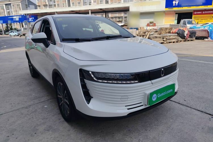 Used ORA iQ 2018 Smart Connectivity Model Front Right 45 Deg