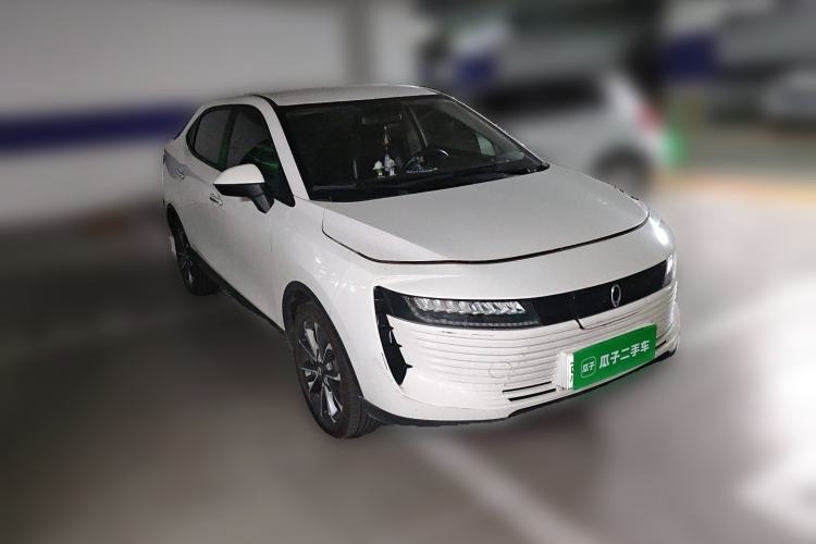 Used ORA iQ 2018 Smart Connectivity Model Front Right 45 Deg