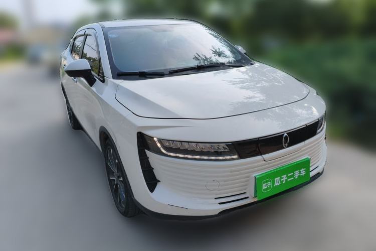 Used ORA iQ 2018 Smart Connectivity Model Front Right 45 Deg