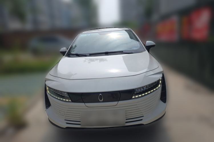 Used ORA iQ 2018 High-Range Version Smart Connectivity Model Front