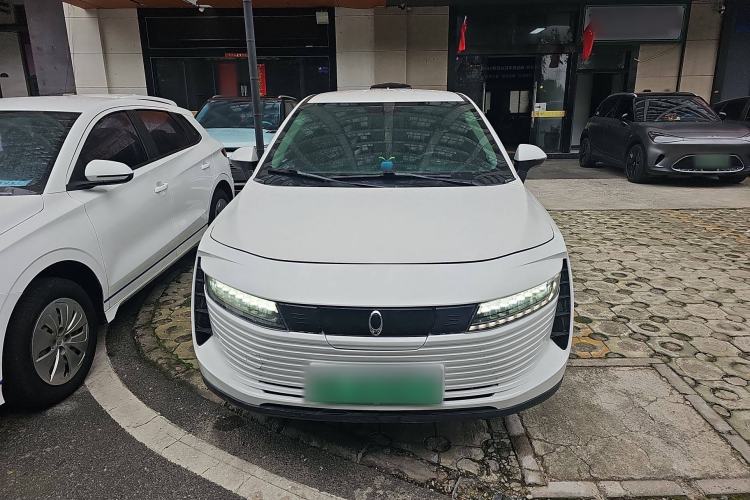 Used ORA iQ 2018 High-Range Version Smart Connectivity Model Front