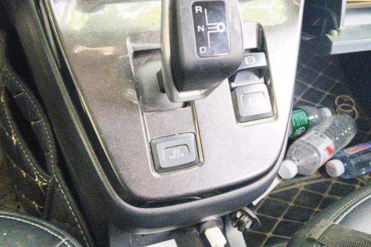 Used ORA iQ 2018 High-Range Version Smart Connectivity Model Gear Lever