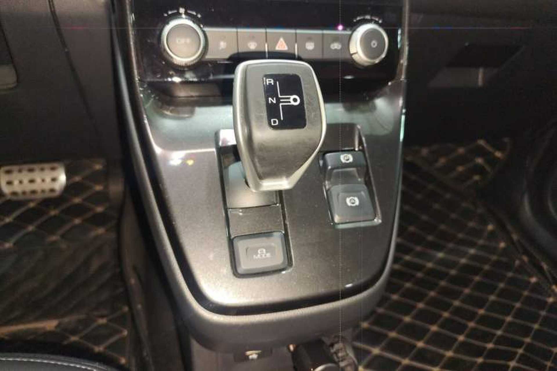Used ORA iQ 2018 High-Range Version Smart Connectivity Model Gear Lever