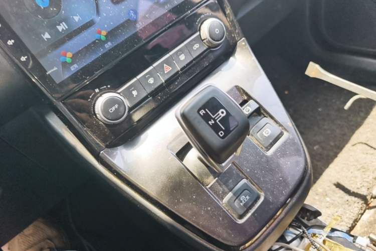 Used ORA iQ 2018 High-Range Version Smart Connectivity Model Gear Lever