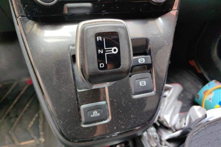 Used ORA iQ 2018 High-Range Version Smart Connectivity Model Gear Lever