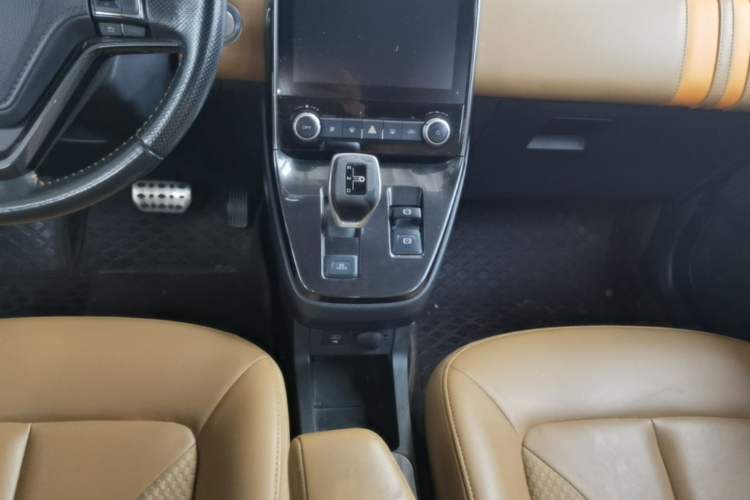 Used ORA iQ 2018 High-Range Version Smart Connectivity Model Gear Lever