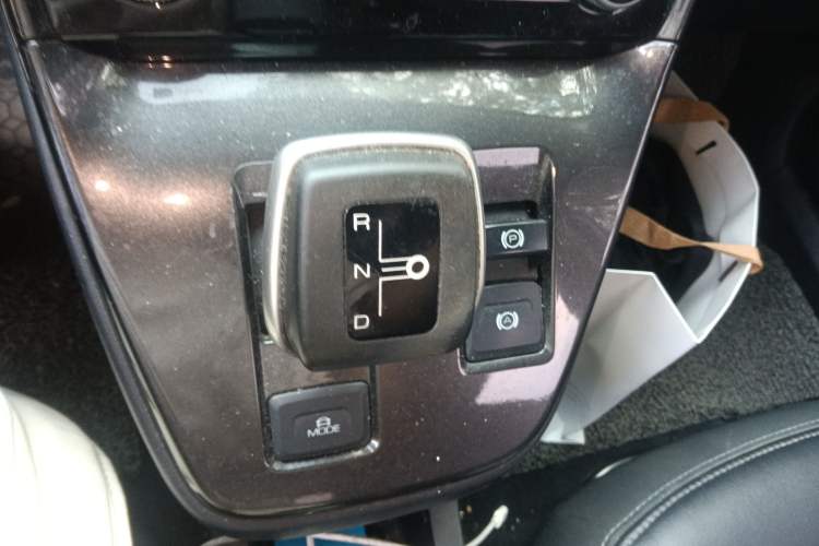 Used ORA iQ 2018 High-Range Version Smart Connectivity Model Gear Lever