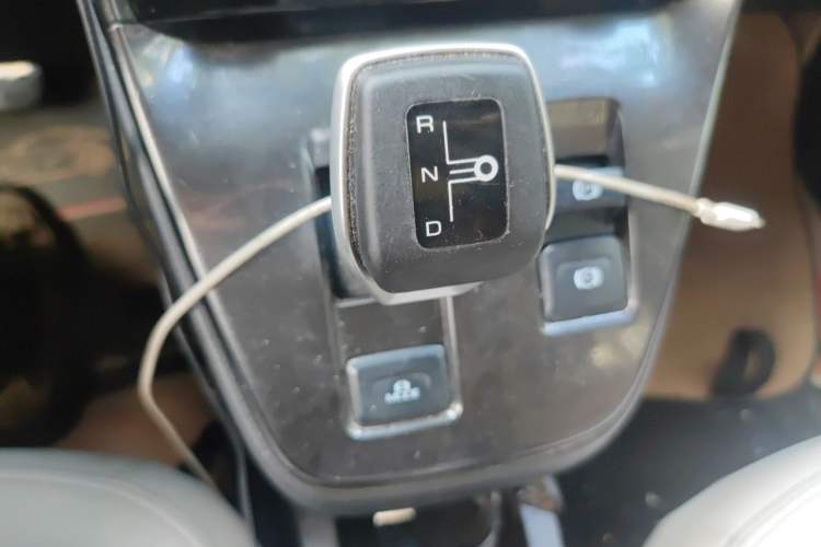 Used ORA iQ 2018 High-Range Version Smart Connectivity Model Gear Lever