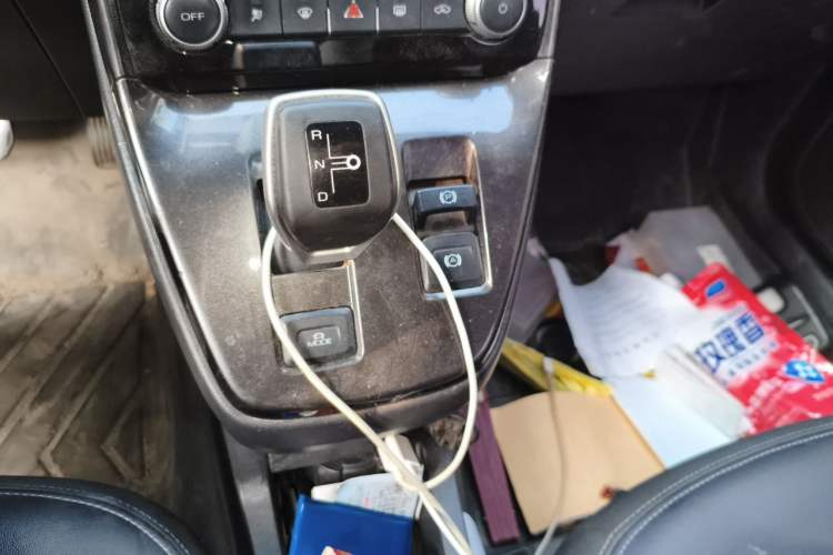 Used ORA iQ 2018 Smart Connectivity Model Gear Lever