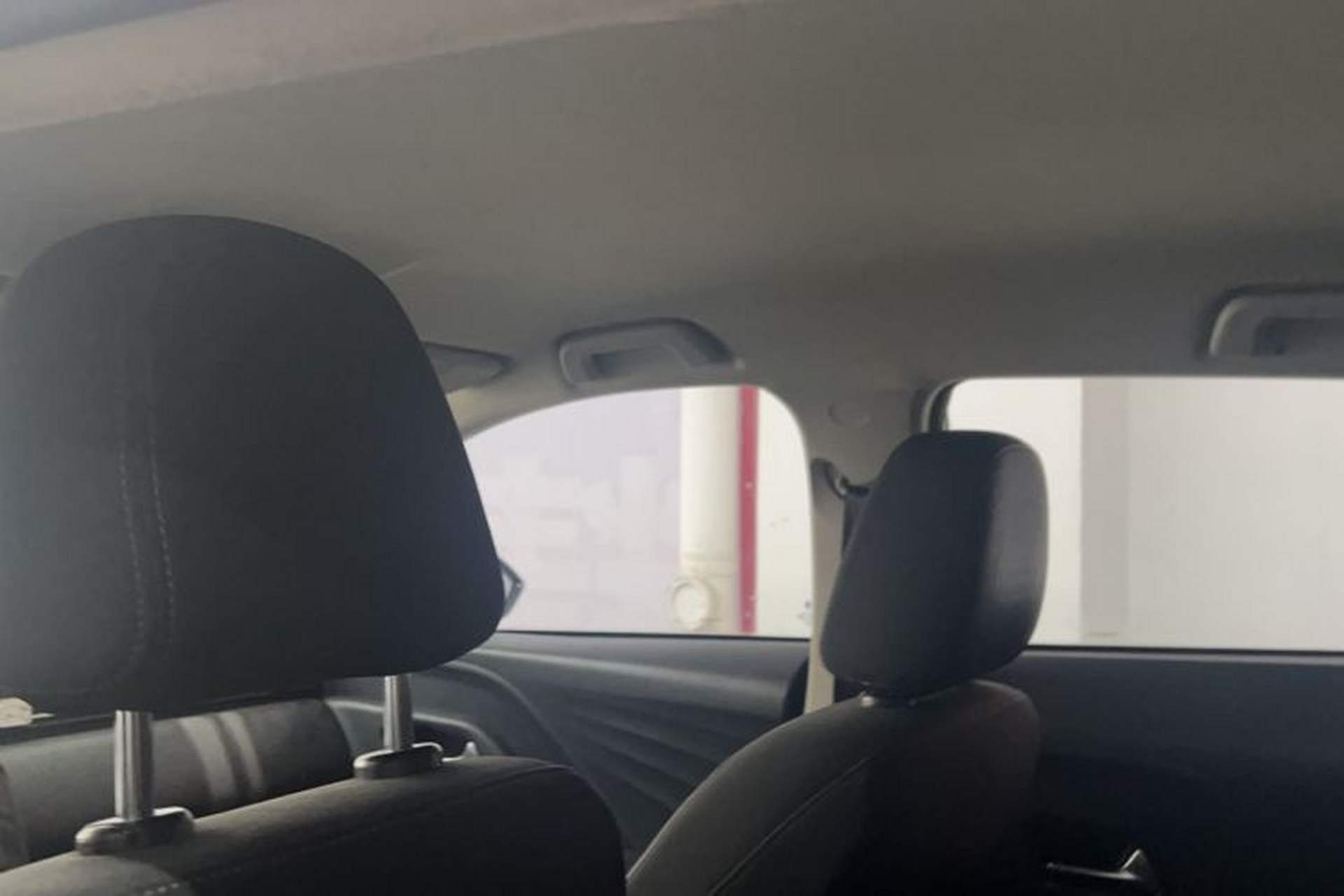 Used ORA iQ 2018 High-Range Version Smart Connectivity Model Headliner