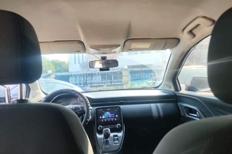 Used ORA iQ 2018 High-Range Version Smart Connectivity Model Headliner