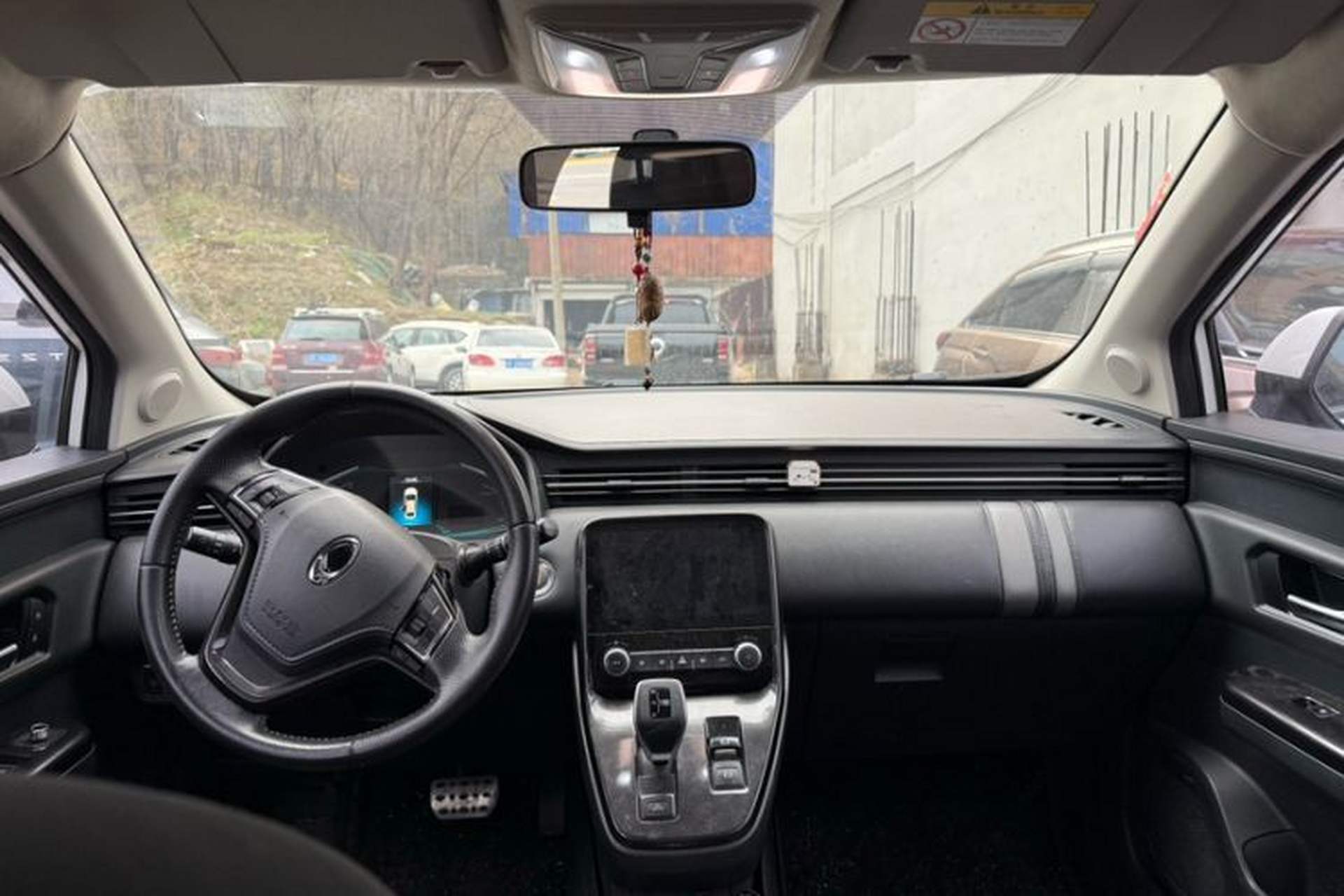 Used ORA iQ 2018 High-Range Version Smart Connectivity Model Interior 1