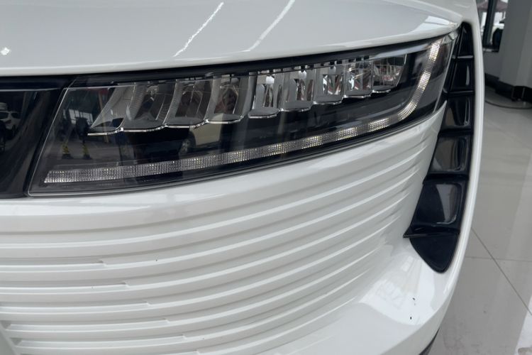 Used ORA iQ 2018 Smart Connectivity Model Left Front Headlight
