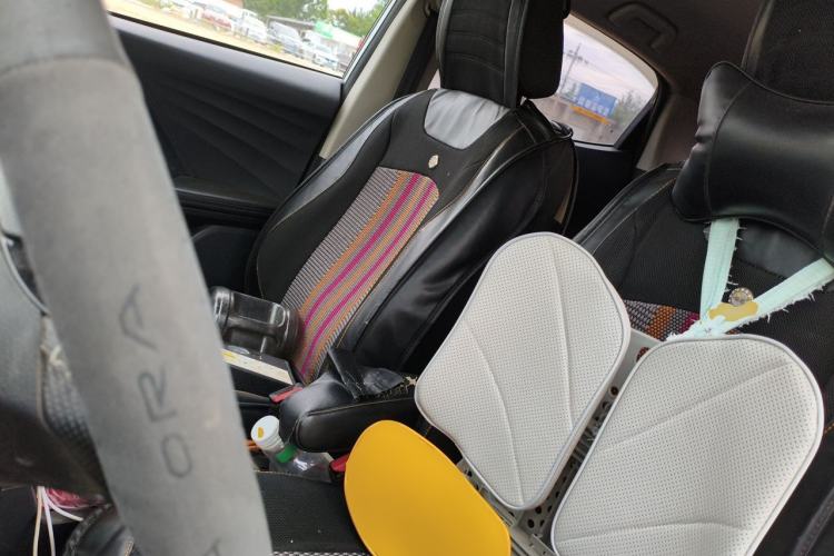 Used ORA iQ 2018 High-Range Version Smart Connectivity Model Left Front Seat