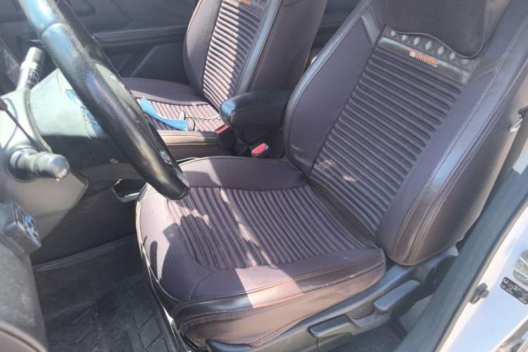 Used ORA iQ 2018 High-Range Version Smart Connectivity Model Left Front Seat