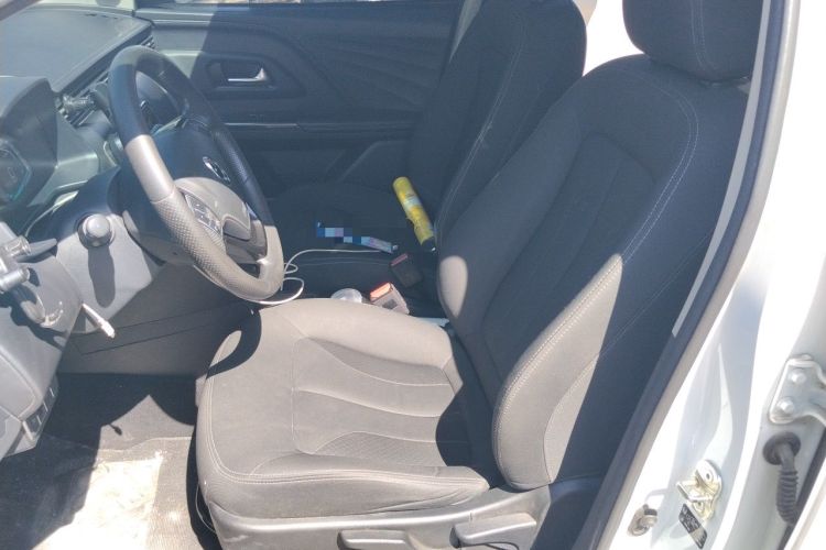 Used ORA iQ 2018 High-Range Model Ambitious Version Left Front Seat