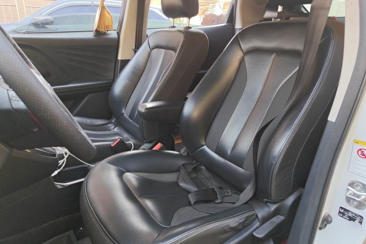 Used ORA iQ 2018 Smart Connectivity Model Left Front Seat
