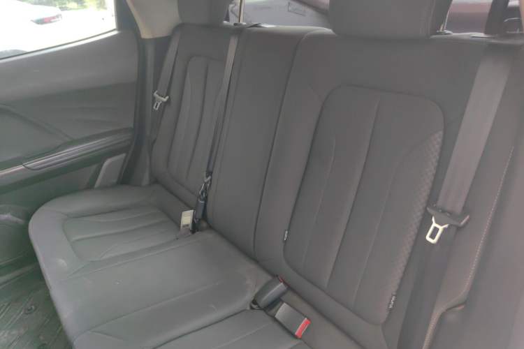 Used ORA iQ 2018 Ambitious Version Left Rear Seat