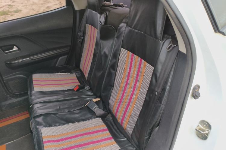 Used ORA iQ 2018 High-Range Version Smart Connectivity Model Left Rear Seat