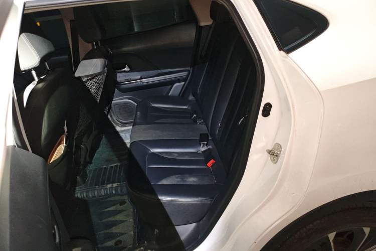 Used ORA iQ 2018 Smart Connectivity Model Left Rear Seat