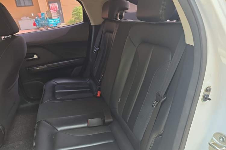 Used ORA iQ 2018 High-Range Version Smart Connectivity Model Left Rear Seat
