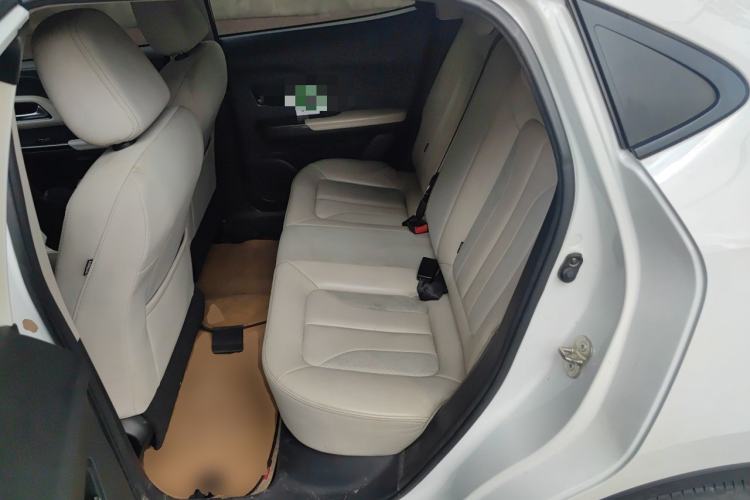 Used ORA iQ 2018 High-Range Version Smart Connectivity Model Left Rear Seat