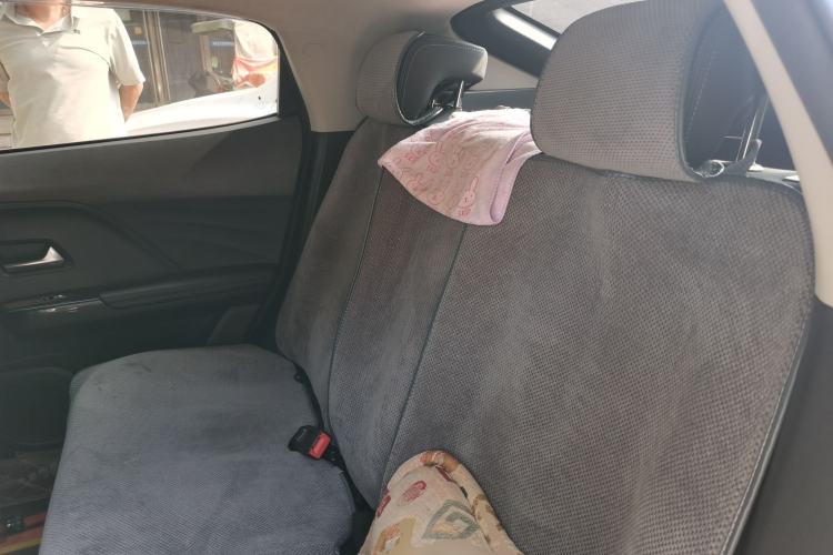 Used ORA iQ 2018 High-Range Version Smart Connectivity Model Left Rear Seat