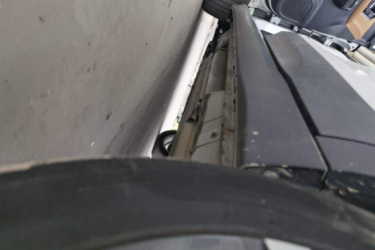 Used ORA iQ 2018 High-Range Version Smart Connectivity Model Left Side Sill