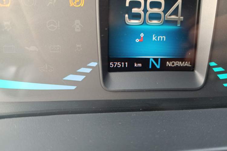 Used ORA iQ 2018 High-Range Version Smart Connectivity Model Odometer Close Up