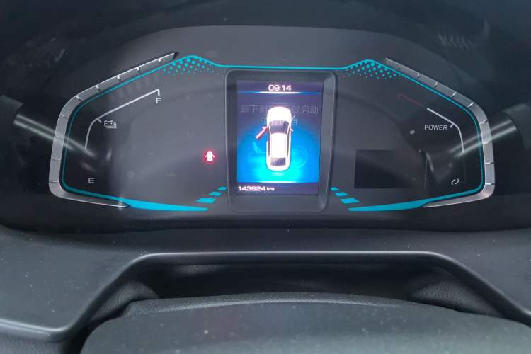Used ORA iQ 2018 Smart Connectivity Model Odometer Close Up