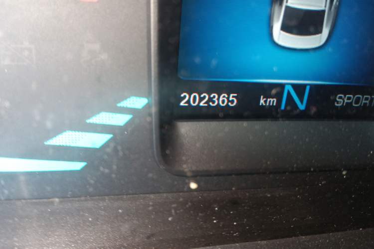 Used ORA iQ 2018 High-Range Version Smart Connectivity Model Odometer Close Up