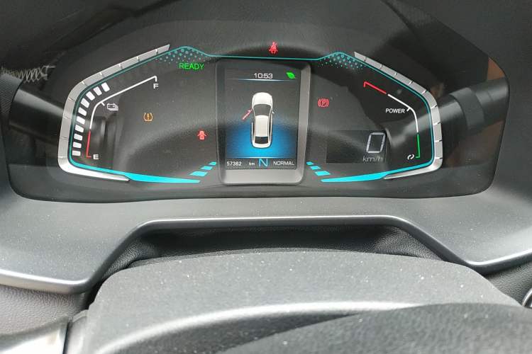 Used ORA iQ 2018 High-Range Version Smart Connectivity Model Odometer Close Up