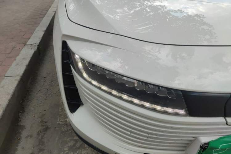 Used ORA iQ 2018 High-Range Version Smart Connectivity Model Right Front Headlight