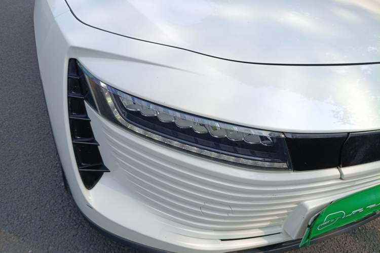 Used ORA iQ 2018 Ambitious Version Right Front Headlight