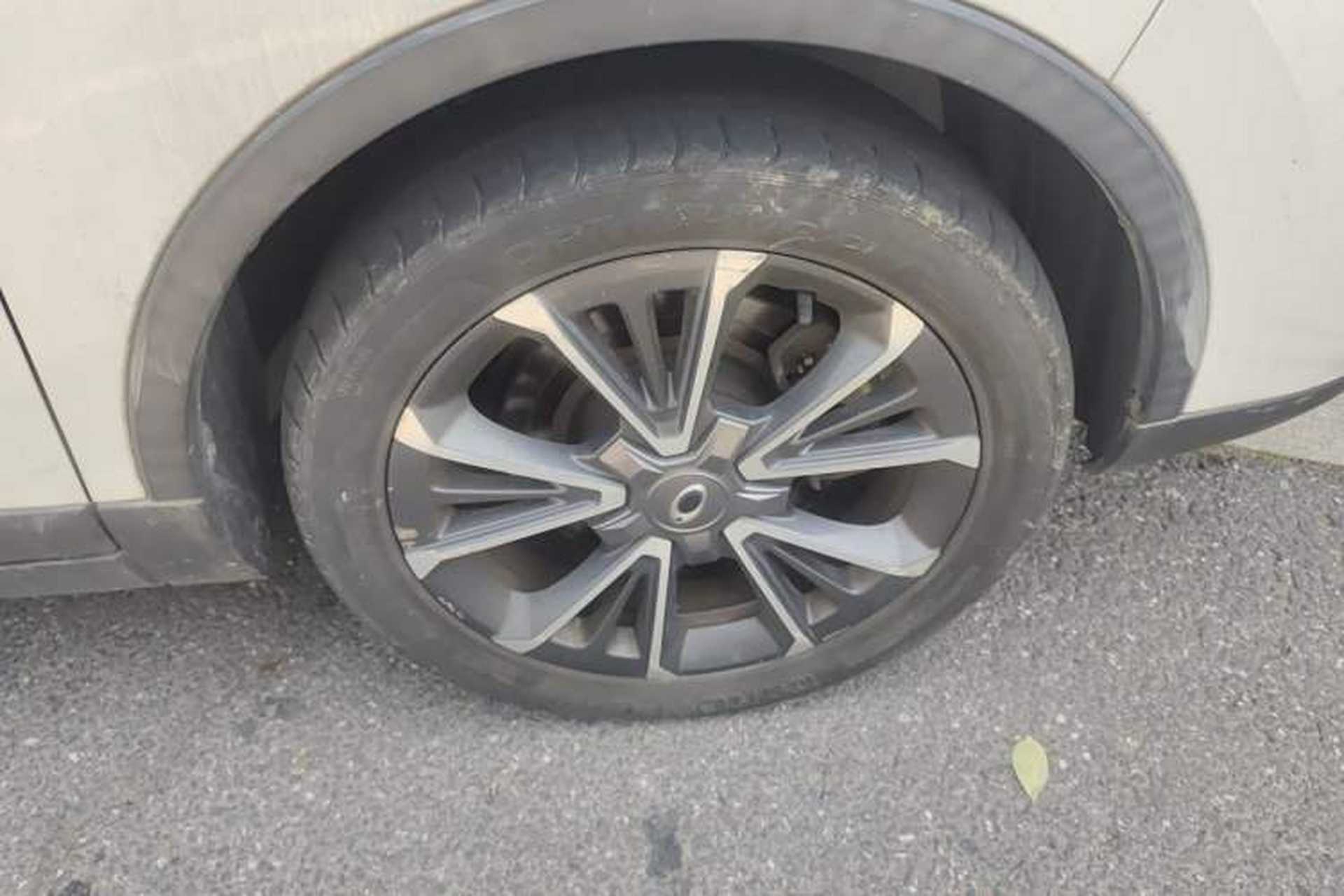 Used ORA iQ  Right Front Wheel Hub