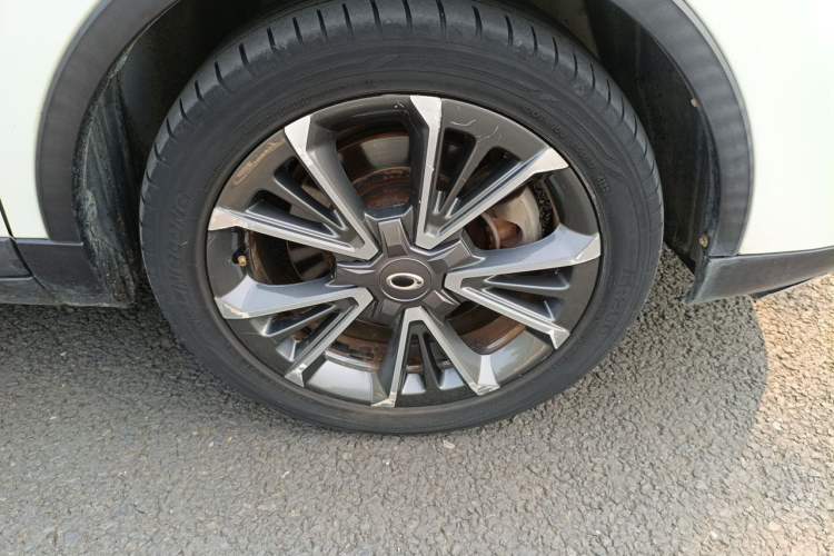 Used ORA iQ 2018 Ambitious Version Right Front Wheel Hub