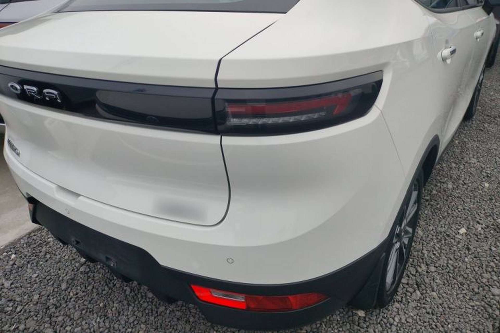 Used ORA iQ 2018 High-Range Version Smart Connectivity Model Right Rear Taillight
