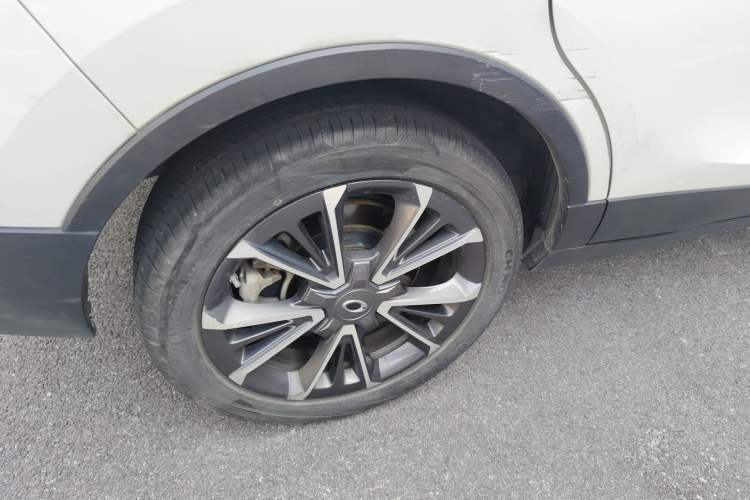 Used ORA iQ 2018 High-Range Version Smart Connectivity Model Right Rear Wheel Hub