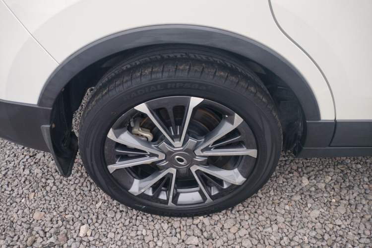 Used ORA iQ 2018 High-Range Version Smart Connectivity Model Right Rear Wheel Hub