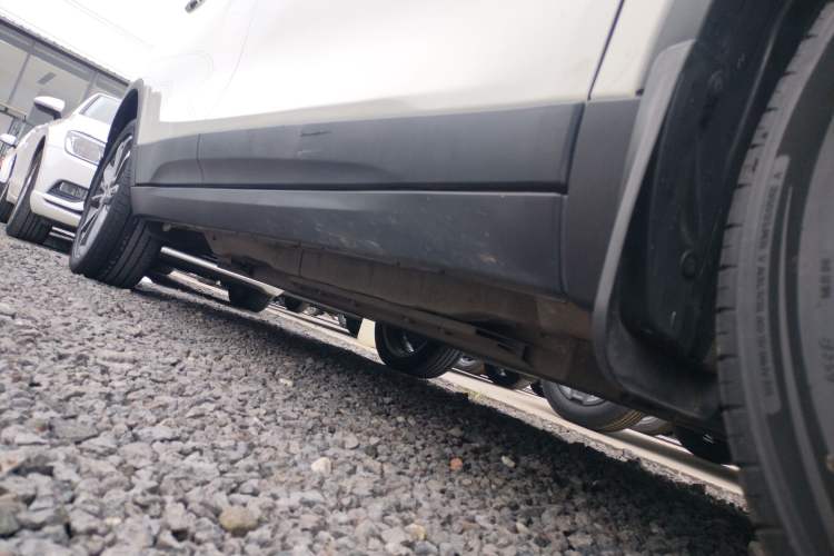 Used ORA iQ 2018 High-Range Version Smart Connectivity Model Right Side Sill