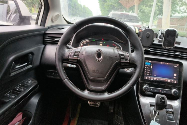 Used ORA iQ 2018 High-Range Version Smart Connectivity Model Steering Wheel