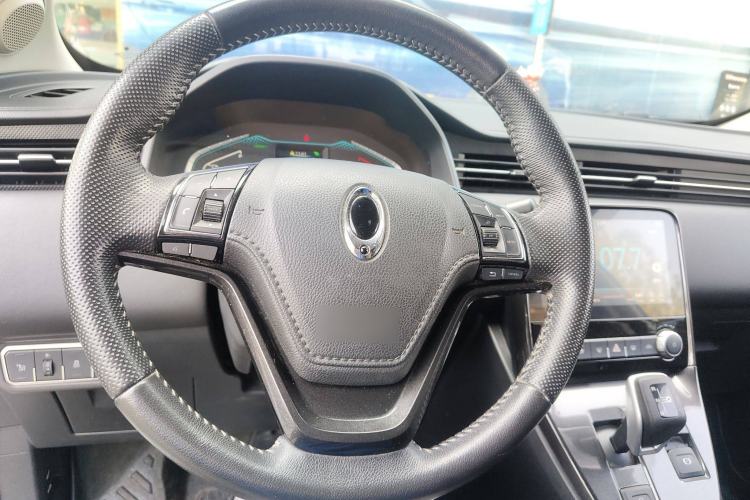 Used ORA iQ 2018 High-Range Version Smart Connectivity Model Steering Wheel