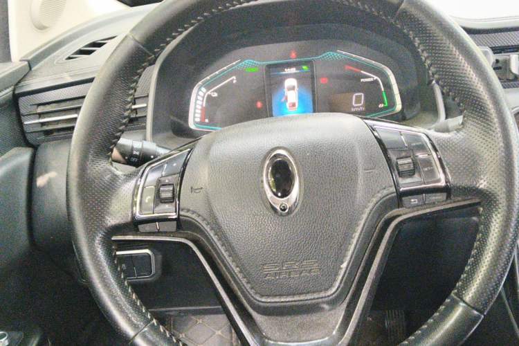 Used ORA iQ 2018 High-Range Version Smart Connectivity Model Steering Wheel