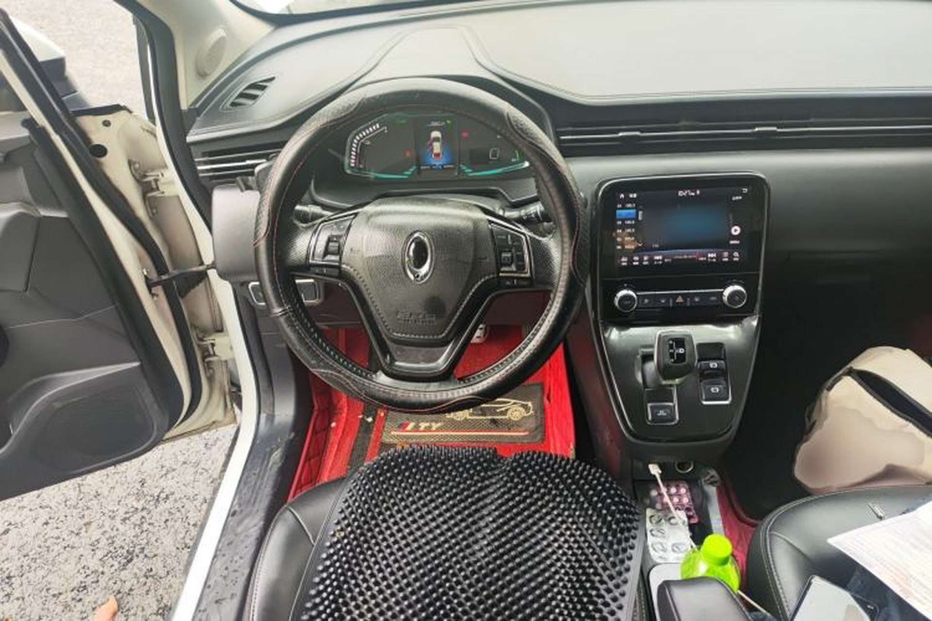 Used ORA iQ 2018 High-Range Version Smart Connectivity Model Steering Wheel